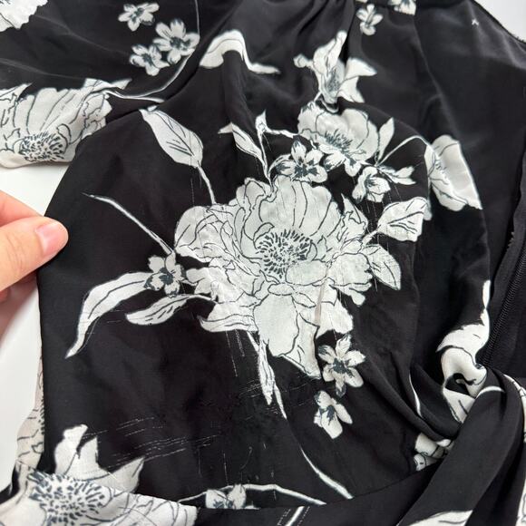 Louna Dress Womens Small Black White Floral High Low Flutter Sleeve - Picture 14 of 14